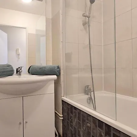 Chez Camille Cosy, Parking Gratuit Terrasse * לורדה